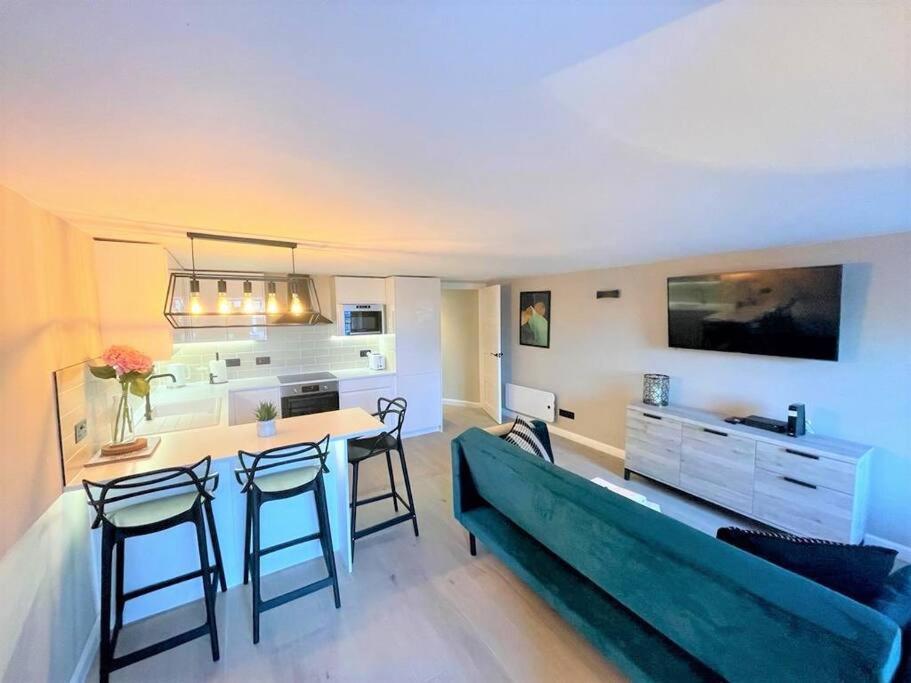 Stylish, Central And Cosy 1Bd Nr Canongate Edinburg Exteriör bild